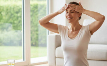 โยคะใบหน้า Face Yoga เทคนิคดูแลตัวเองที่ช่วยให้หน้าใส ตึงกระชับขึ้น ทำ Face Yoga (โยคะใบหน้า) ลดริ้วรอย