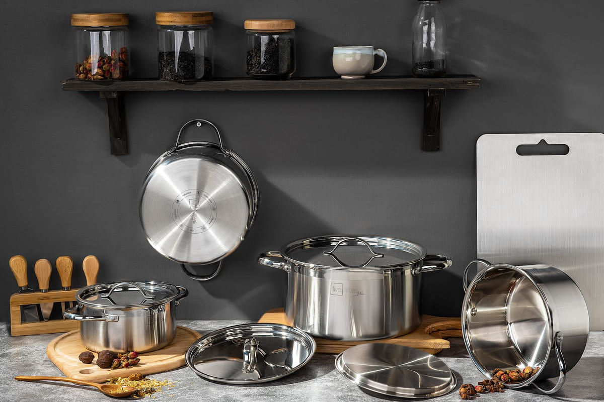 เทฟลอน: ไขความจริงเบื้องหลังเครื่องครัว Non-stick ปลอดภัยจริงหรืออันตรายซ่อนเร้น?